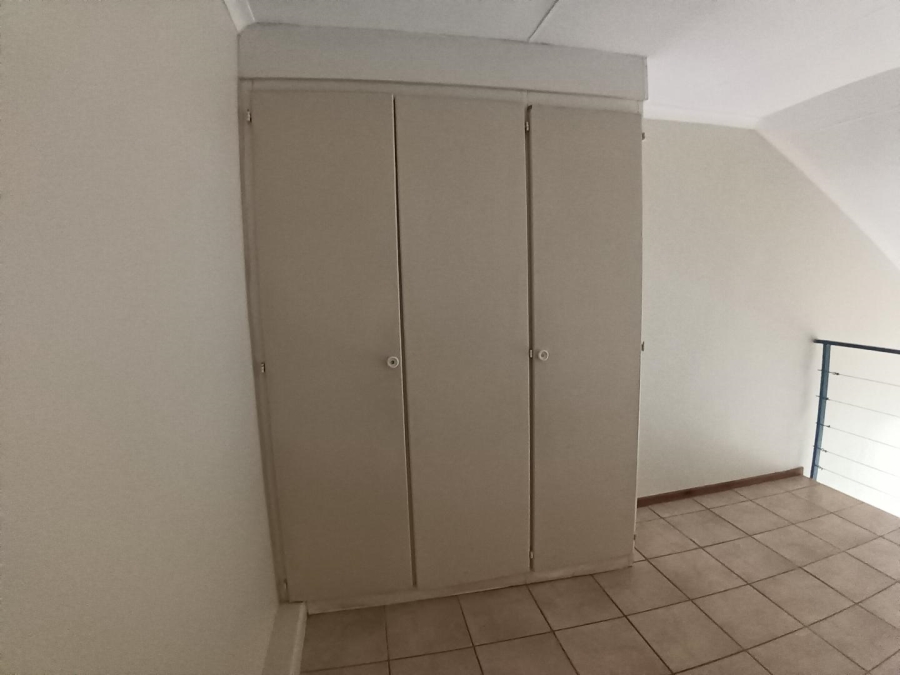 1 Bedroom Property for Sale in Hatfield Gauteng