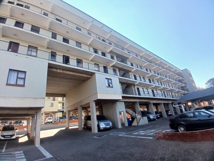To Let 1 Bedroom Property for Rent in Die Hoewes Gauteng