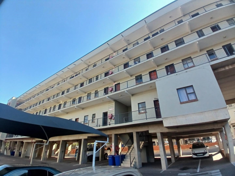 To Let 1 Bedroom Property for Rent in Die Hoewes Gauteng