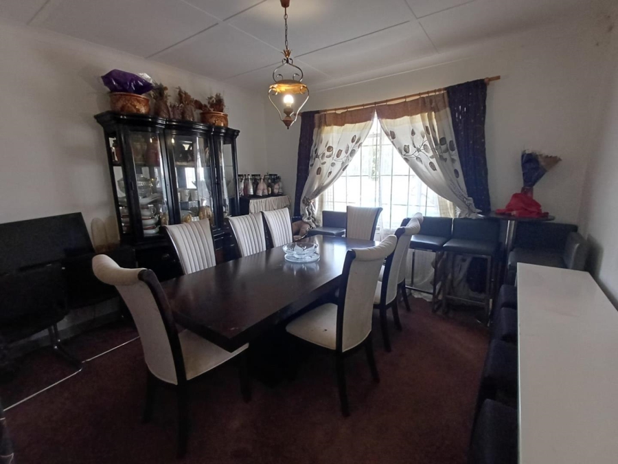 5 Bedroom Property for Sale in Struisbult Gauteng