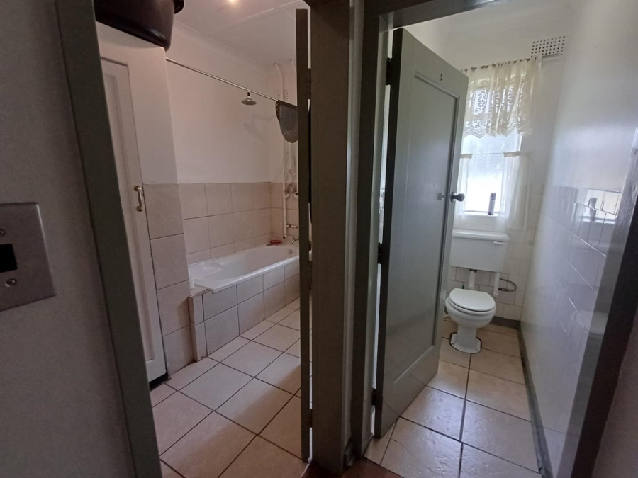 5 Bedroom Property for Sale in Struisbult Gauteng