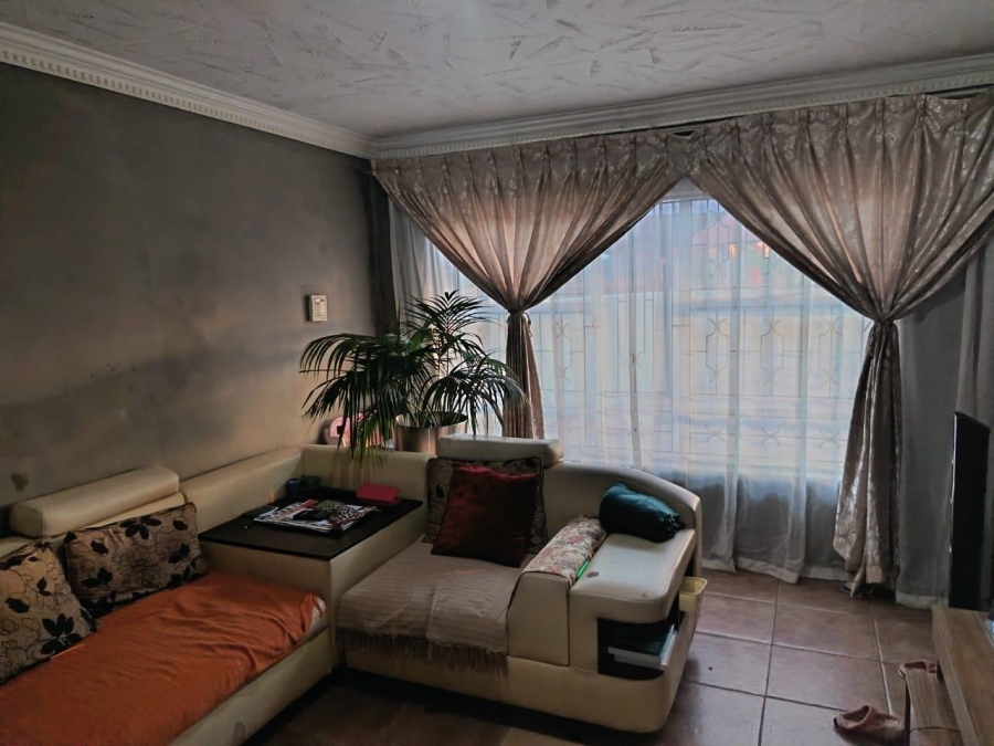 2 Bedroom Property for Sale in Soshanguve K Gauteng