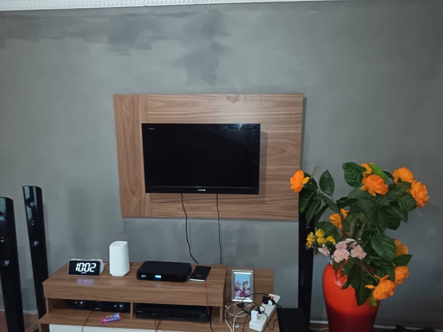 2 Bedroom Property for Sale in Soshanguve K Gauteng