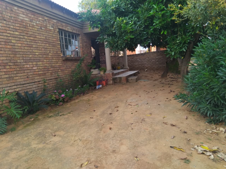 3 Bedroom Property for Sale in Soshanguve Gauteng