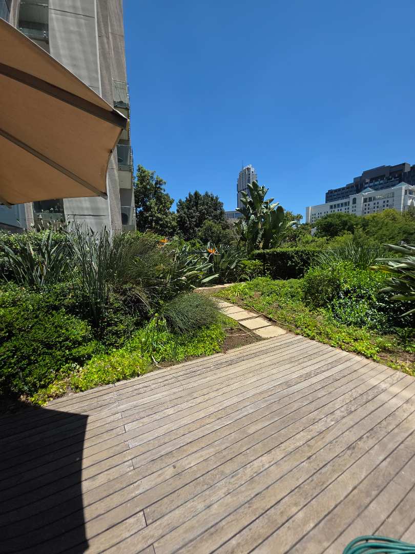 To Let 2 Bedroom Property for Rent in Sandton Central Gauteng