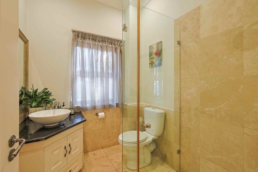 5 Bedroom Property for Sale in Baileys Muckleneuk Gauteng