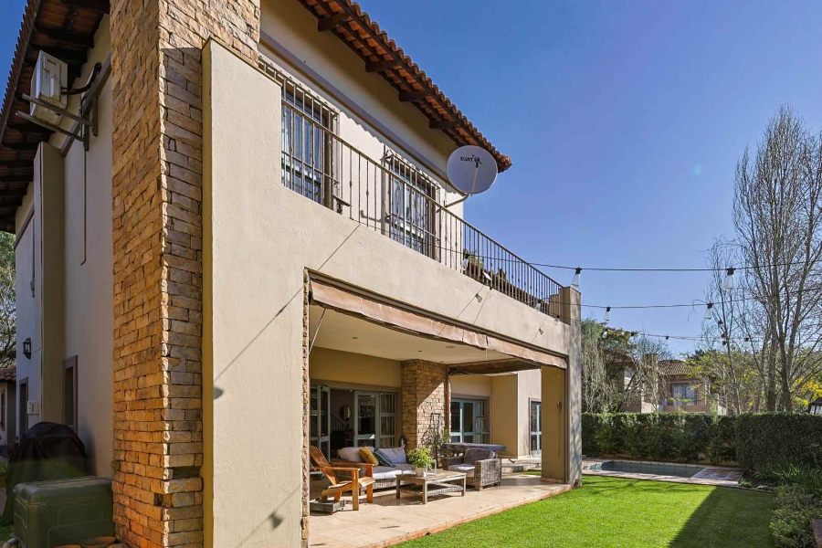 5 Bedroom Property for Sale in Baileys Muckleneuk Gauteng