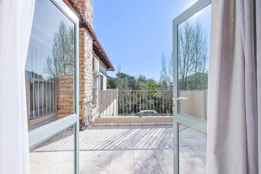 5 Bedroom Property for Sale in Baileys Muckleneuk Gauteng