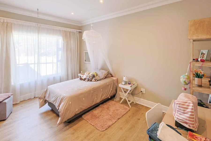 5 Bedroom Property for Sale in Baileys Muckleneuk Gauteng