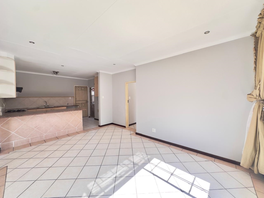 To Let 3 Bedroom Property for Rent in Mooikloof Ridge Gauteng