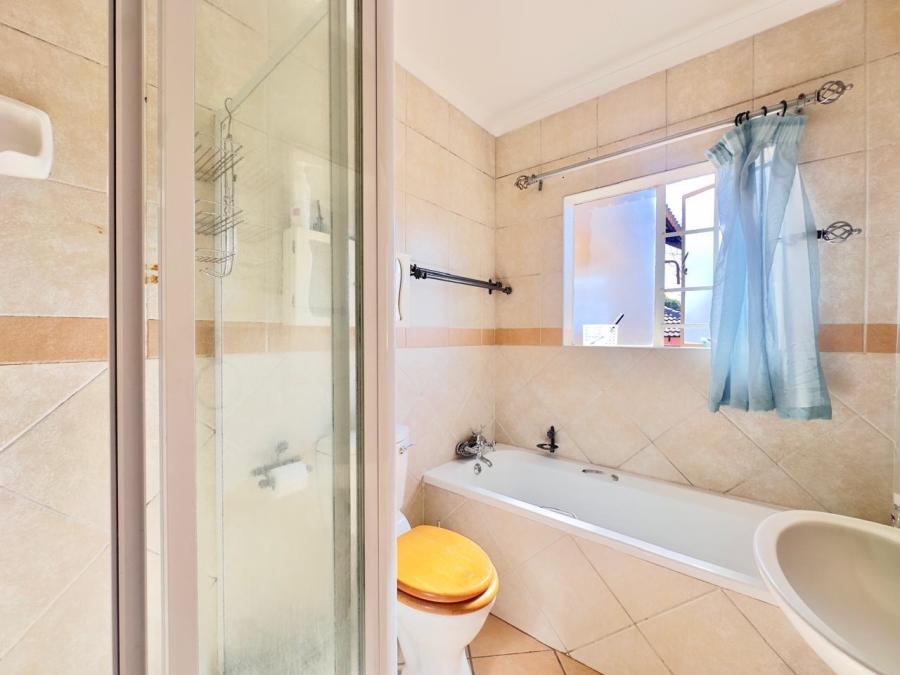 To Let 3 Bedroom Property for Rent in Mooikloof Ridge Gauteng