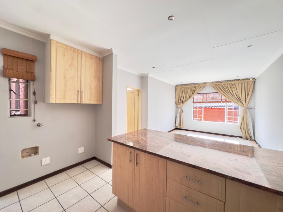 To Let 3 Bedroom Property for Rent in Mooikloof Ridge Gauteng