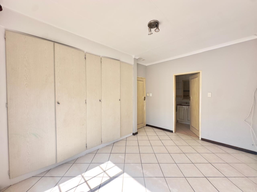 To Let 3 Bedroom Property for Rent in Mooikloof Ridge Gauteng