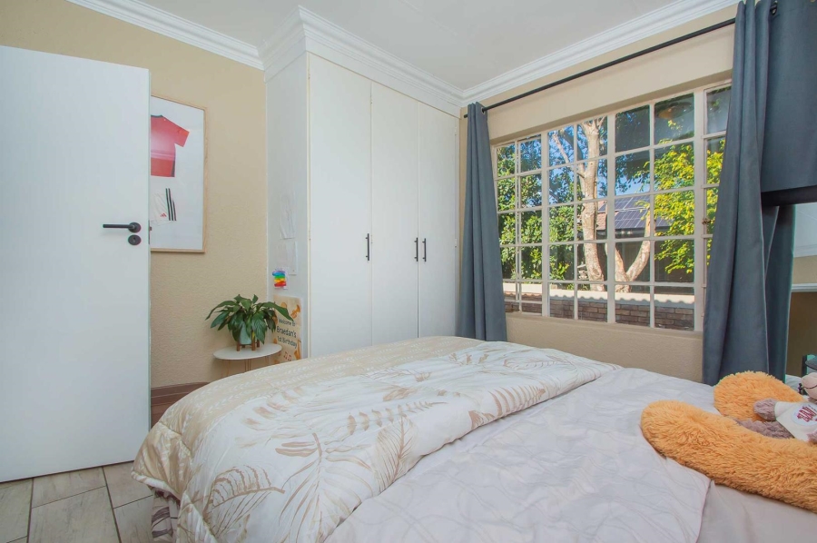 3 Bedroom Property for Sale in Honeydew Grove Gauteng