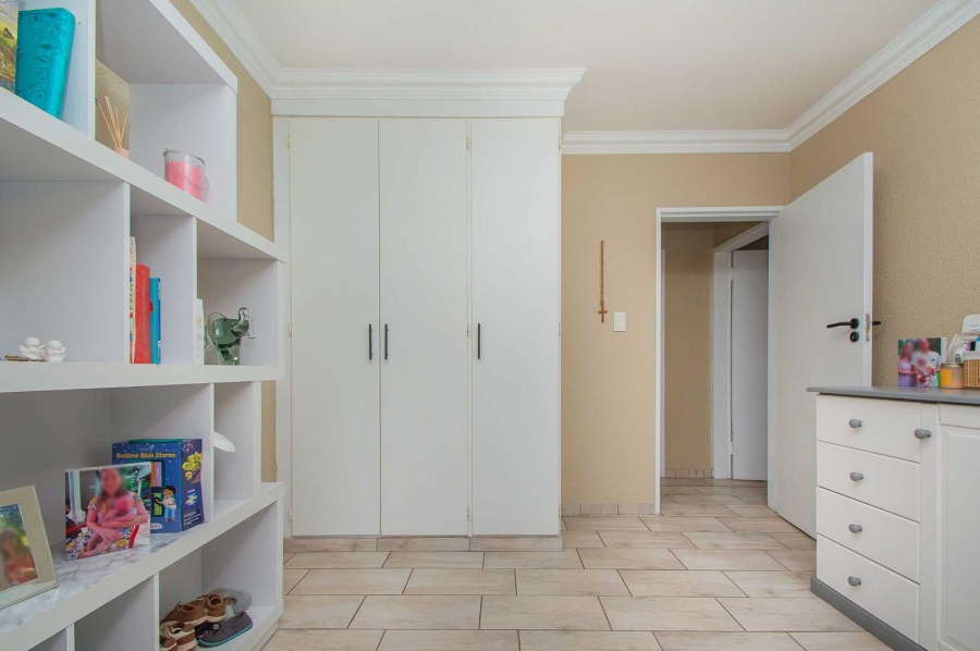 3 Bedroom Property for Sale in Honeydew Grove Gauteng