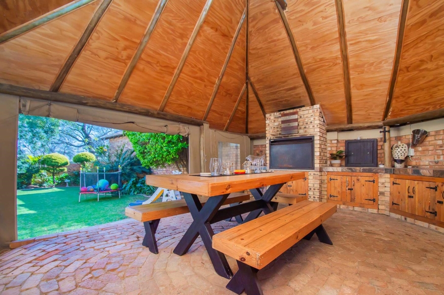 3 Bedroom Property for Sale in Honeydew Grove Gauteng