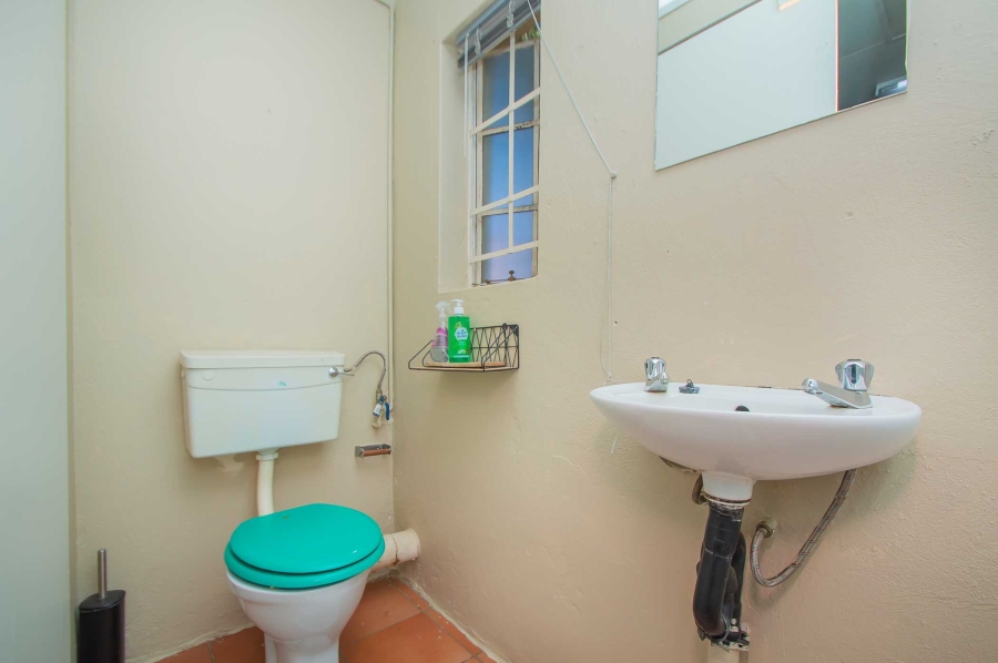 3 Bedroom Property for Sale in Honeydew Grove Gauteng