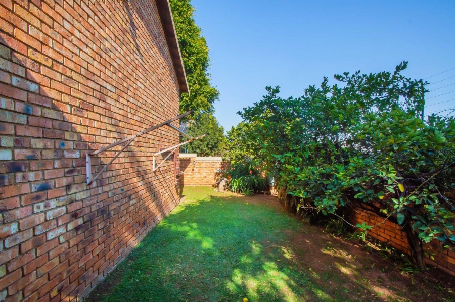 3 Bedroom Property for Sale in Honeydew Grove Gauteng