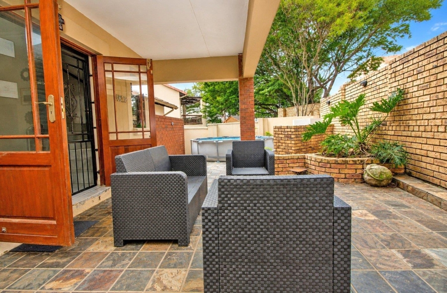 3 Bedroom Property for Sale in Willowbrook Gauteng