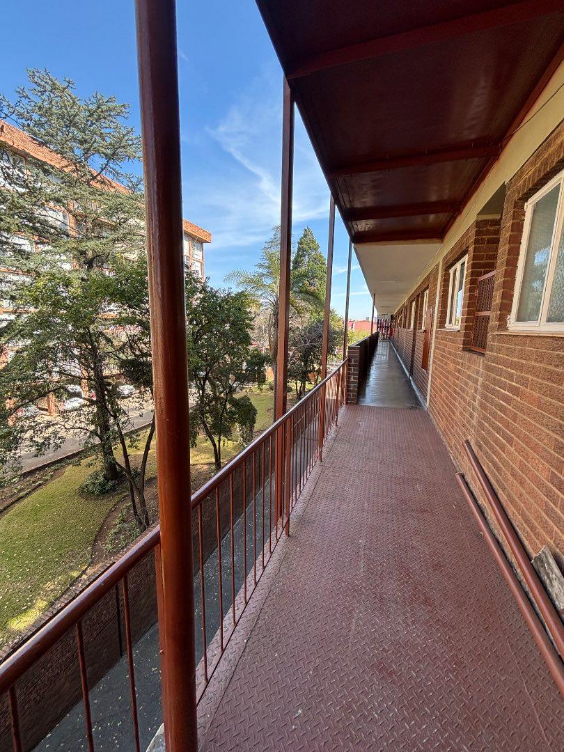 2 Bedroom Property for Sale in Sunnyside Gauteng