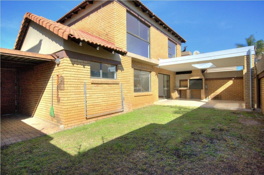 3 Bedroom Property for Sale in New Redruth Gauteng