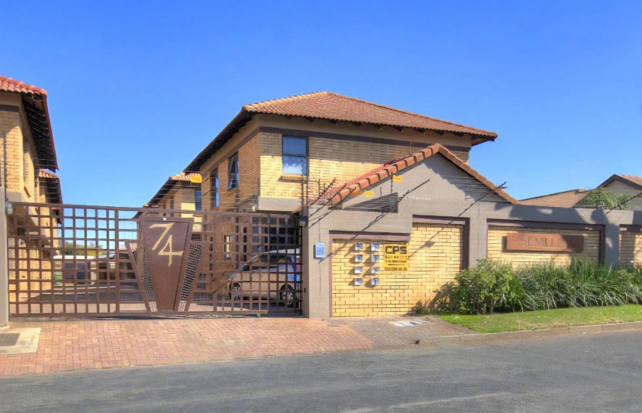 3 Bedroom Property for Sale in New Redruth Gauteng