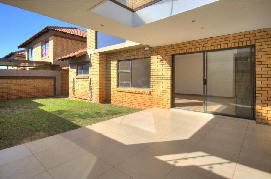 3 Bedroom Property for Sale in New Redruth Gauteng