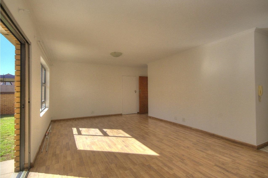 3 Bedroom Property for Sale in New Redruth Gauteng