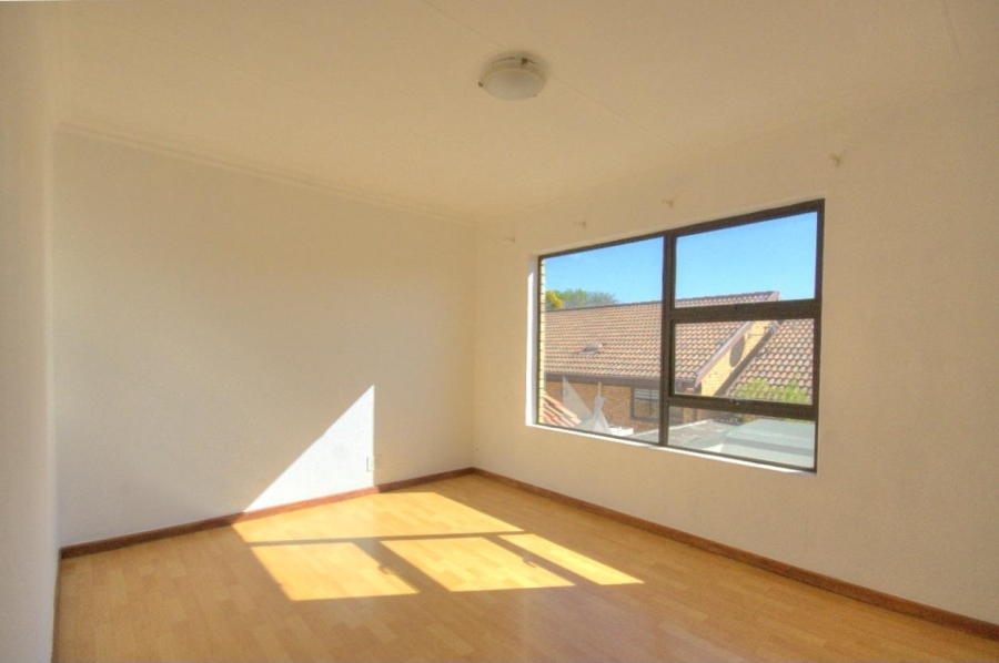 3 Bedroom Property for Sale in New Redruth Gauteng