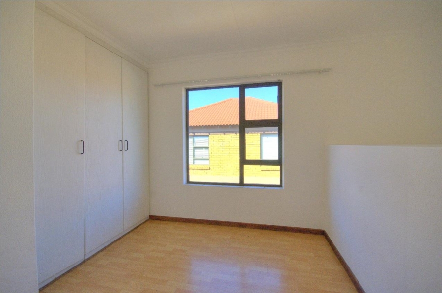 3 Bedroom Property for Sale in New Redruth Gauteng