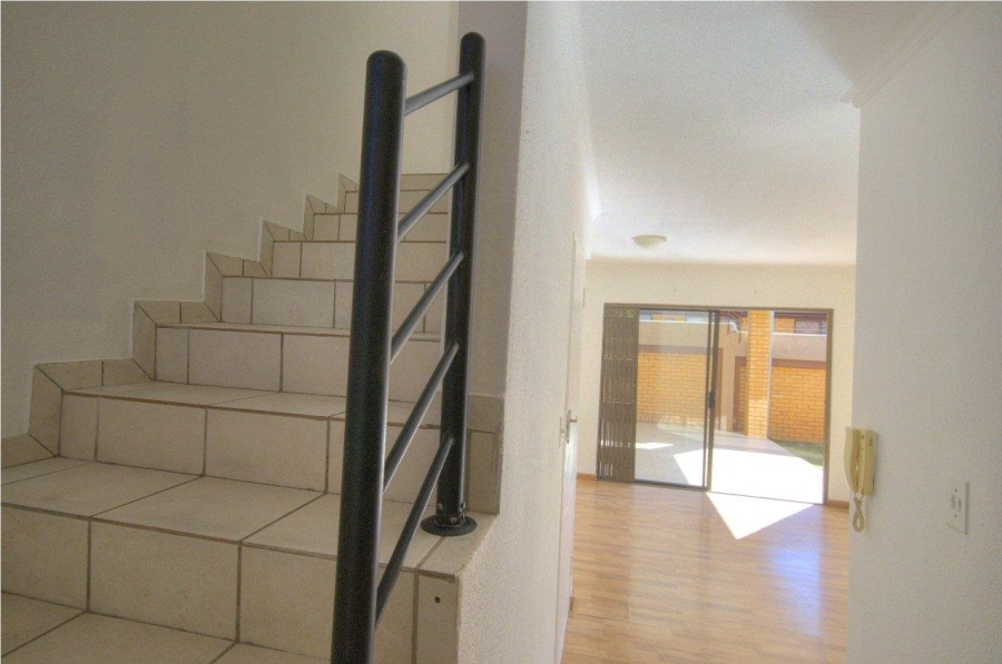 3 Bedroom Property for Sale in New Redruth Gauteng