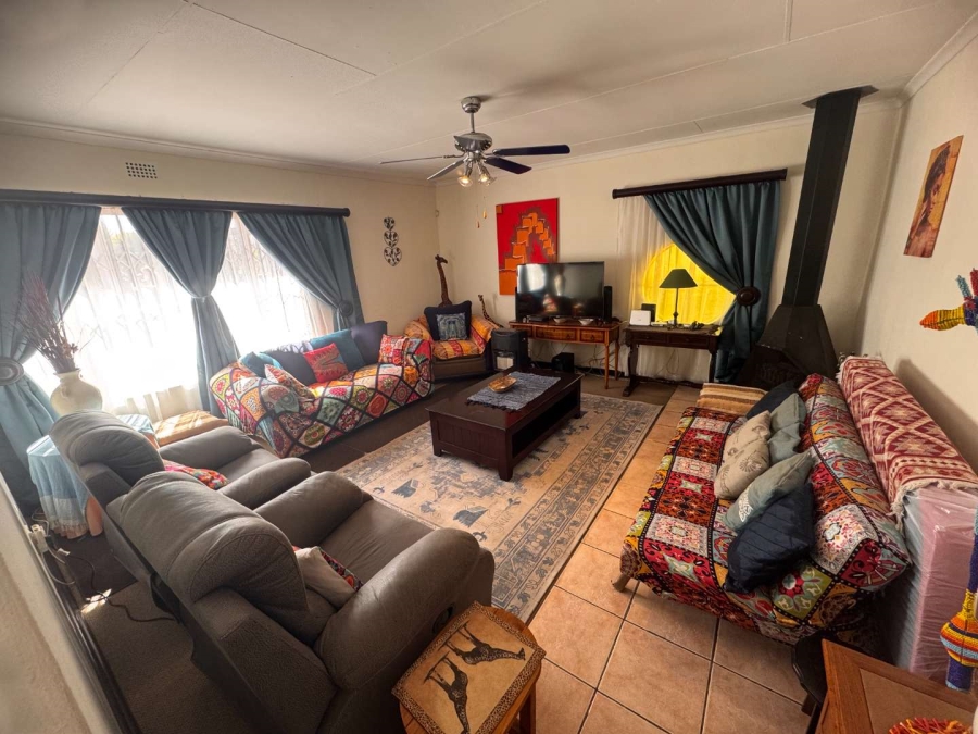 3 Bedroom Property for Sale in Brackendowns Gauteng