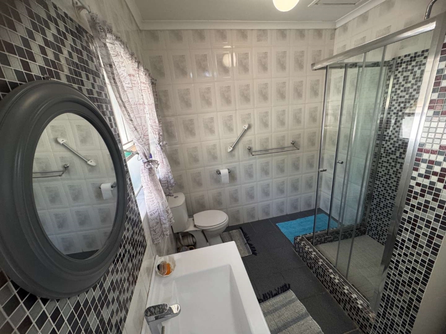 3 Bedroom Property for Sale in Brackendowns Gauteng