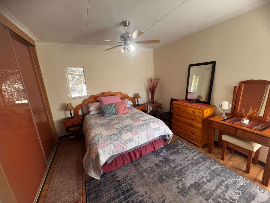 3 Bedroom Property for Sale in Brackendowns Gauteng