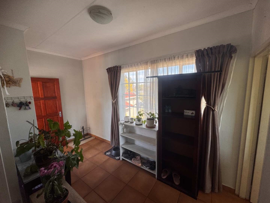3 Bedroom Property for Sale in Brackendowns Gauteng