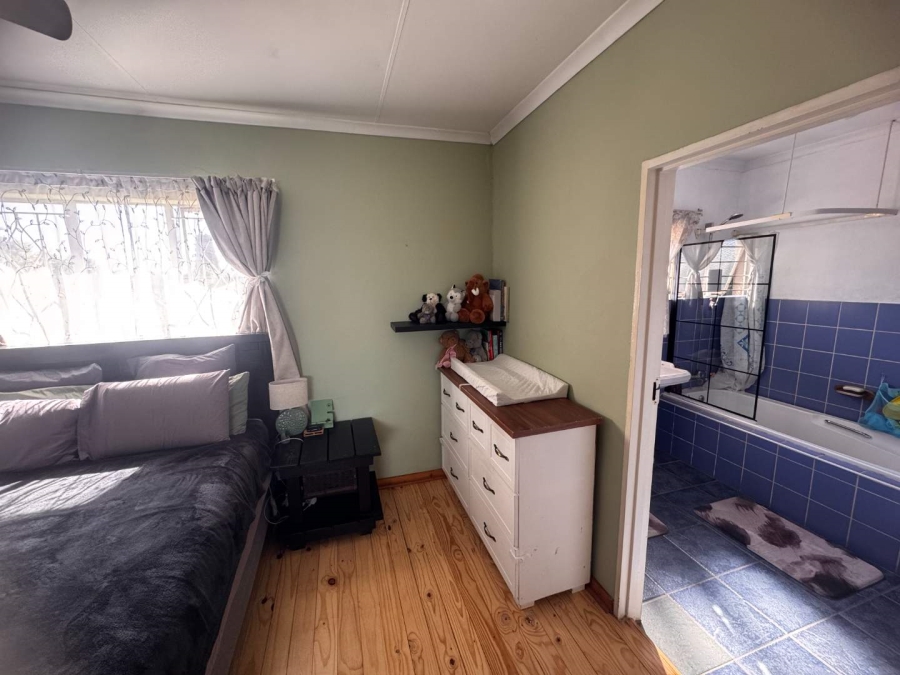 3 Bedroom Property for Sale in Brackendowns Gauteng