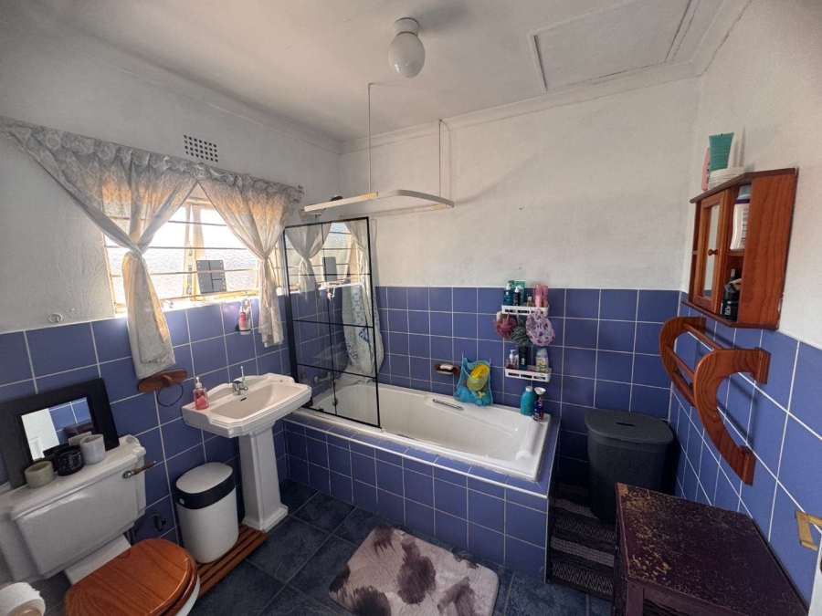 3 Bedroom Property for Sale in Brackendowns Gauteng