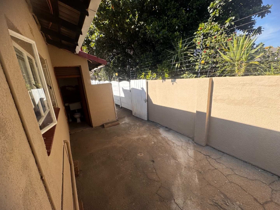 3 Bedroom Property for Sale in Brackendowns Gauteng