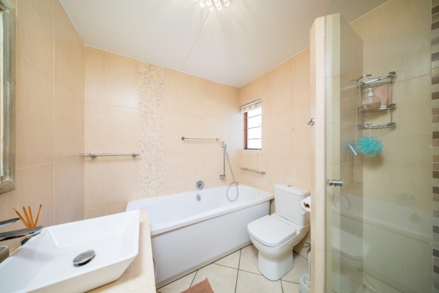 3 Bedroom Property for Sale in Bedfordview Gauteng