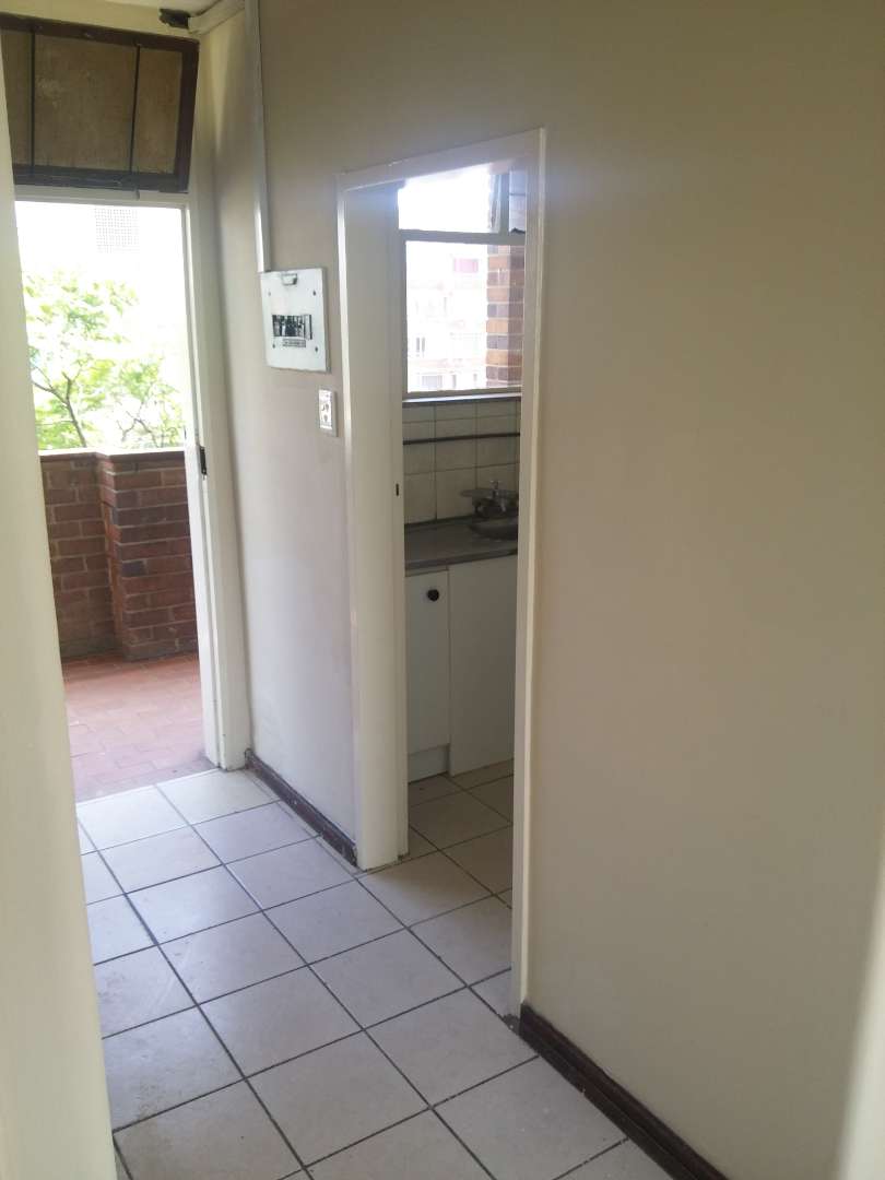 To Let 2 Bedroom Property for Rent in Sunnyside Gauteng