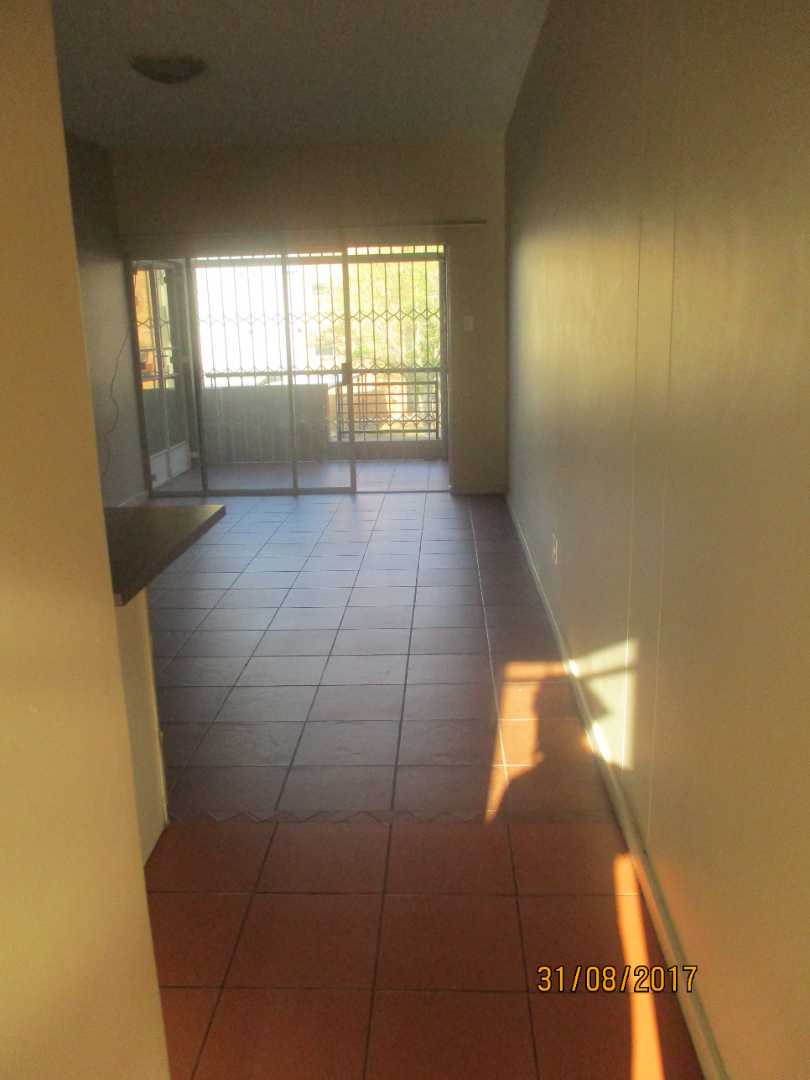 To Let 2 Bedroom Property for Rent in Waterkloof Glen Gauteng