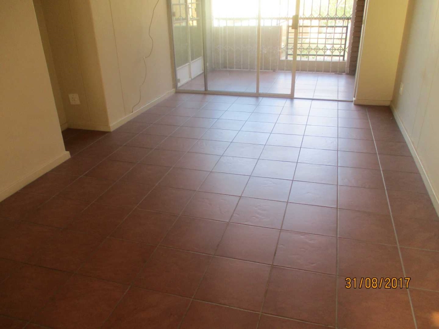 To Let 2 Bedroom Property for Rent in Waterkloof Glen Gauteng