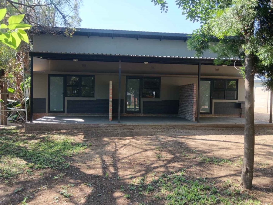 To Let 0 Bedroom Property for Rent in Queenswood Gauteng