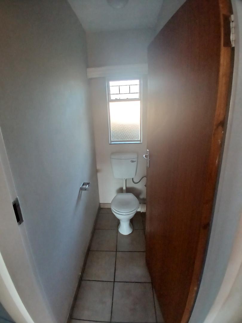 To Let 2 Bedroom Property for Rent in Annlin Gauteng