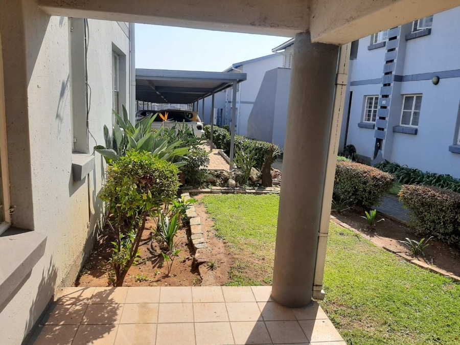 2 Bedroom Property for Sale in Booysens Gauteng
