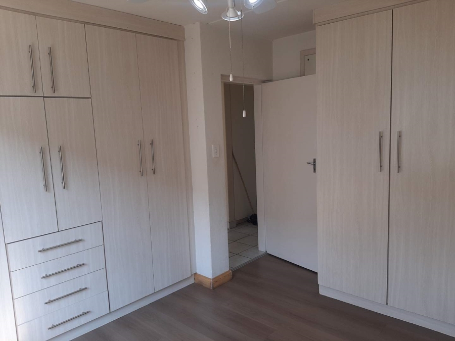 2 Bedroom Property for Sale in Booysens Gauteng