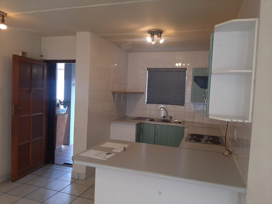 2 Bedroom Property for Sale in Booysens Gauteng