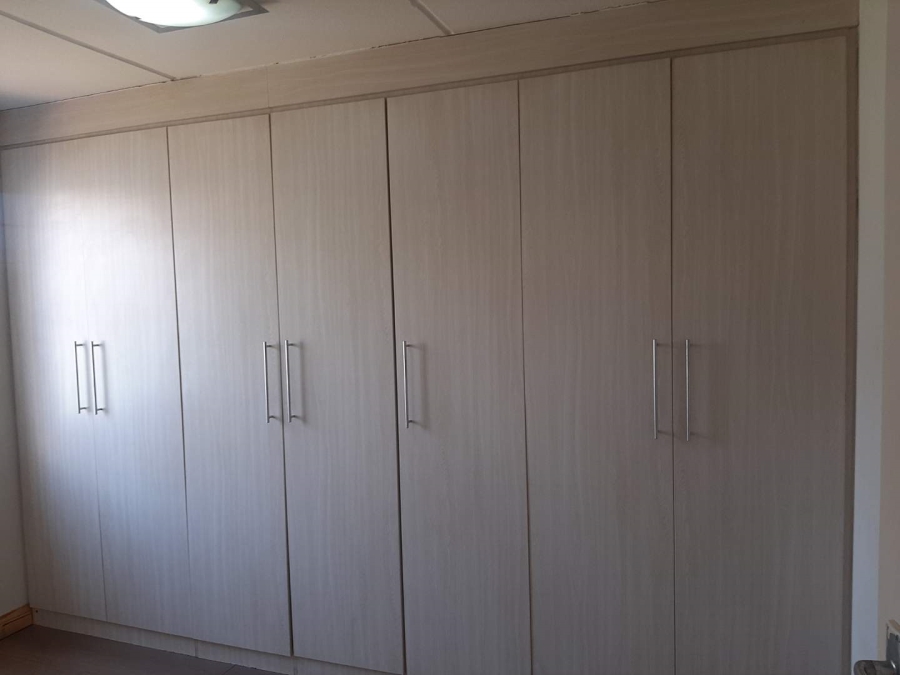 2 Bedroom Property for Sale in Booysens Gauteng
