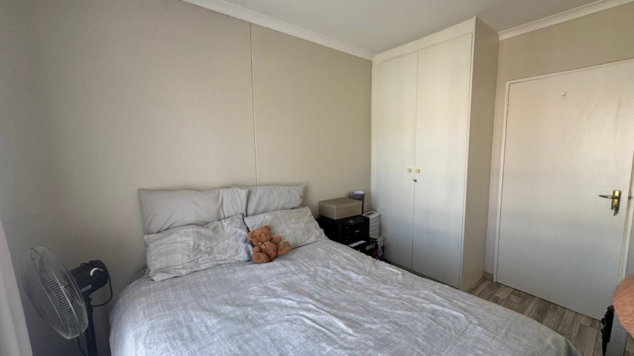 2 Bedroom Property for Sale in Oakdene Gauteng