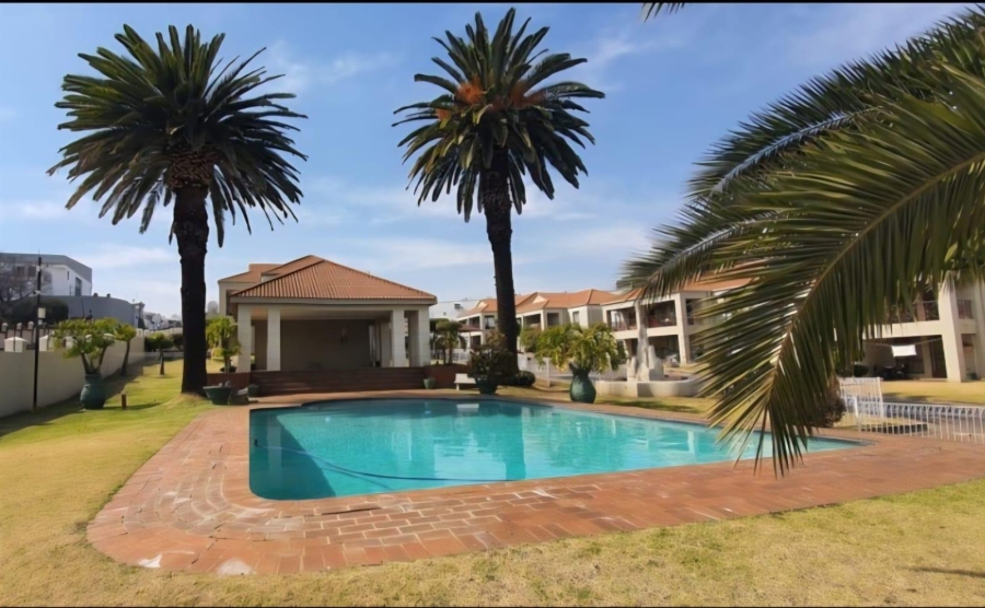 2 Bedroom Property for Sale in Oakdene Gauteng